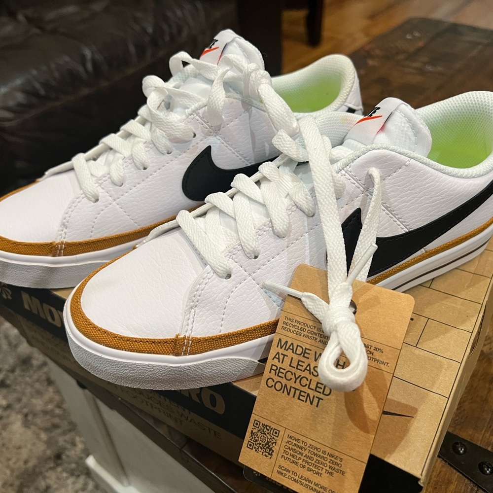 Nike women’s court legacy sneaker